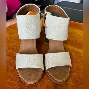 Never worn TOMS sandals
